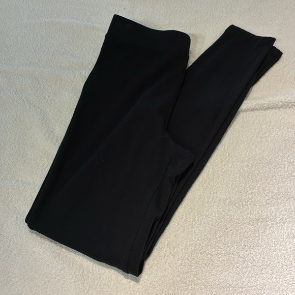 GAP Pants - GAP Black basic legging, size small
